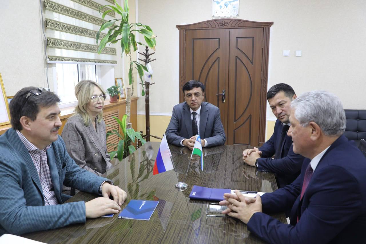 Plenary sessions of the autumn international conferences Apitech-V, TITDS-XIV and Agritech-IX in Uzbekistan