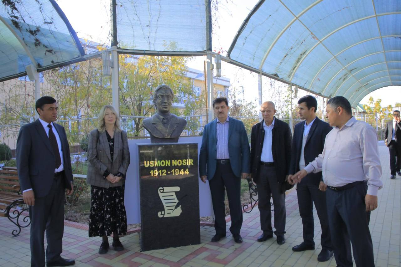 Plenary sessions of the autumn international conferences Apitech-V, TITDS-XIV and Agritech-IX in Uzbekistan