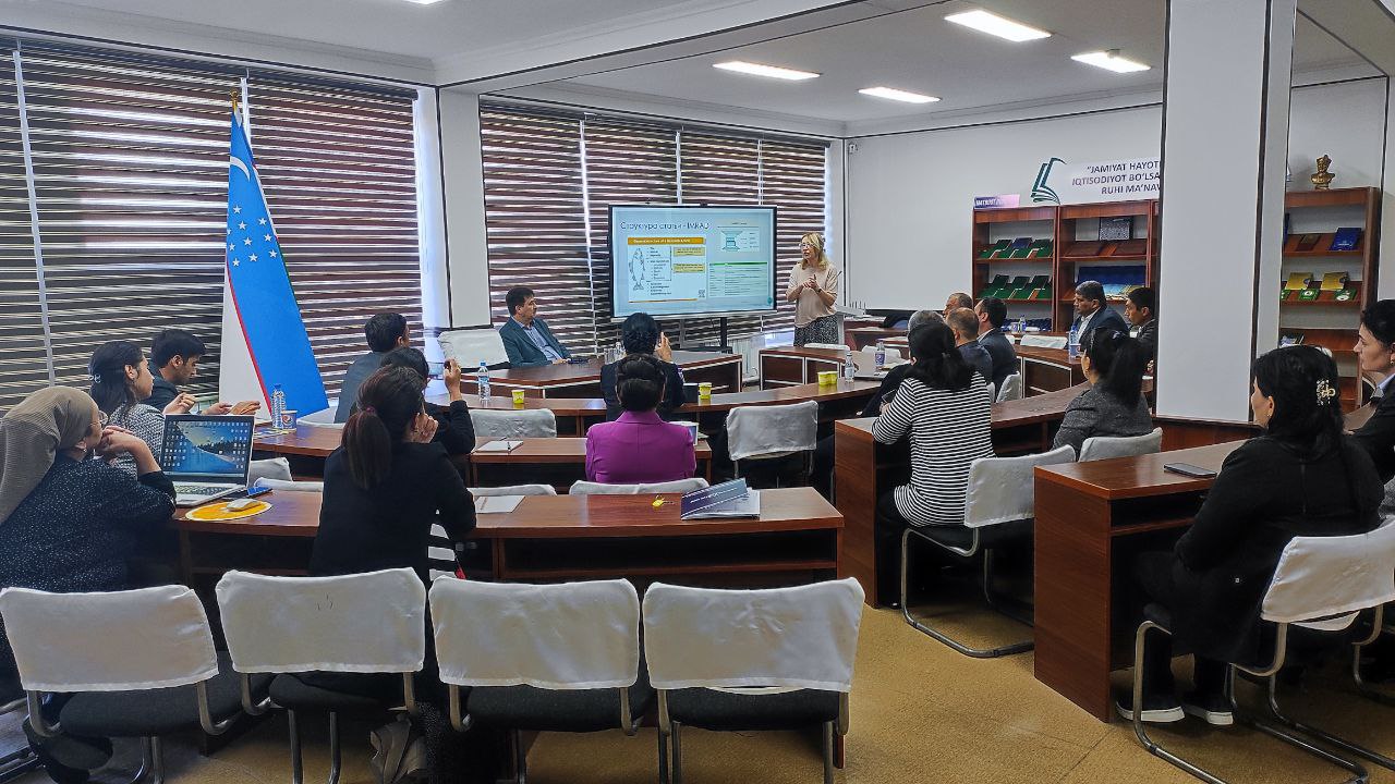 Plenary sessions of the autumn international conferences Apitech-V, TITDS-XIV and Agritech-IX in Uzbekistan